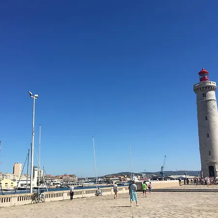 T2 Avec Loggia Vitree, Terrasse, Parking A - Fr-1-338-589 Sète